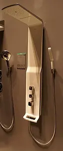 Душевая панель с термостатом для душа Hansgrohe Raindance Lift 180 2jet хром/белый 27008400 Душевая панель с термостатом для душа Hansgrohe Raindance Lift 180 2jet хром/белый 27008400, 3