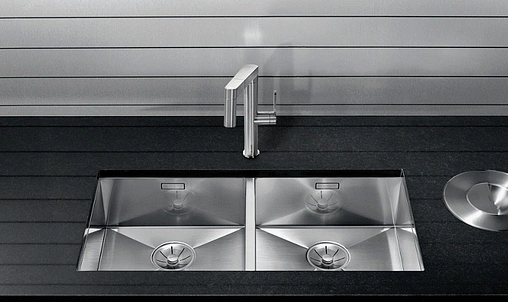 Смеситель для кухни с выдвижным изливом Blanco Panera-S нержавеющая сталь 521547