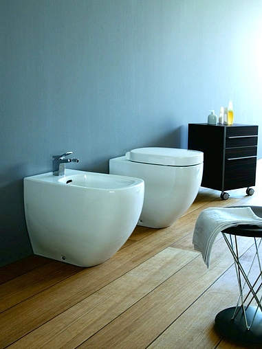 Биде напольное Laufen Palomba белый 8.3280.1.000.304.1