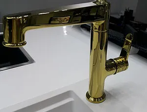 Смеситель для кухни Omoikiri Yamagata G золото OYAM-G-35 Смеситель для кухни Omoikiri Yamagata G золото OYAM-G-35, 3