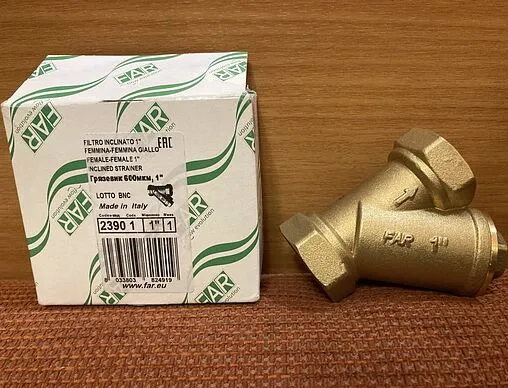 Фильтр угловой сетчатый 1&quot;в x 1&quot;в Far FA 2390 1