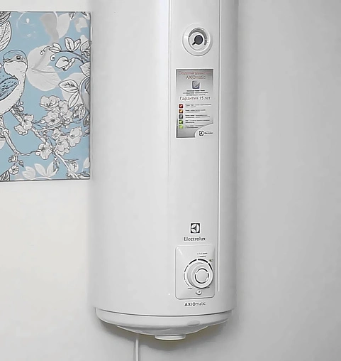 Водонагреватель накопительный электрический Electrolux EWH 30 AXIOmatic Slim Водонагреватель накопительный электрический Electrolux EWH 30 AXIOmatic Slim