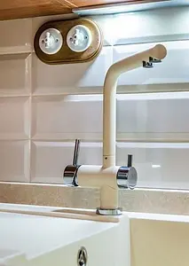 Смеситель для кухни с подключением к фильтру Omoikiri Nagano-BE ваниль/хром 4994044, 5