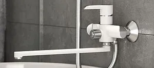 Смеситель для ванны с длинным изливом Osgard Ionic White белый/хром 92223, 5