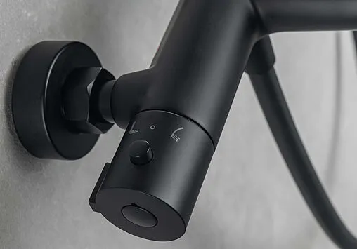 Термостат для ванны Aquatek Вега чёрный матовый AQ1043MB Термостат для ванны Aquatek Вега чёрный матовый AQ1043MB