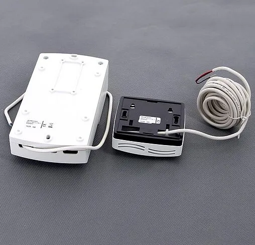 Погодозависимый контроллер для смесительных узлов 230В WATTS CC-HС Climatic Control-HС 10021172