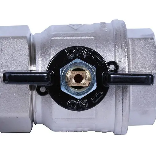 Кран шаровый с американкой 1¼&quot;в x 1¼&quot;н Bugatti New Jersey 09220007