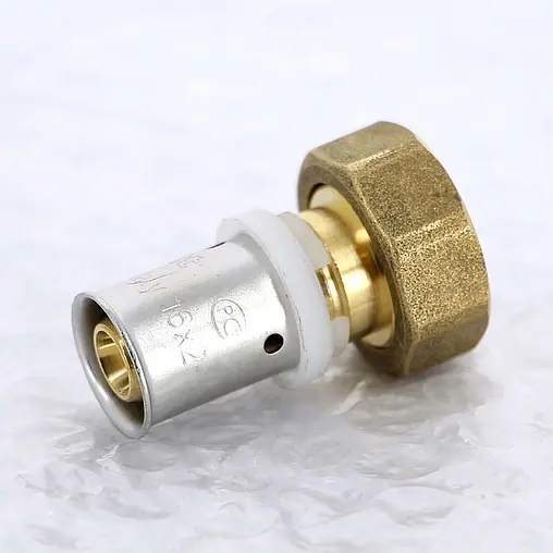 Муфта пресс с накидной гайкой 16мм x ¾"ек Uni-fitt 713G6300 Муфта пресс с накидной гайкой 16мм x ¾"ек Uni-fitt 713G6300