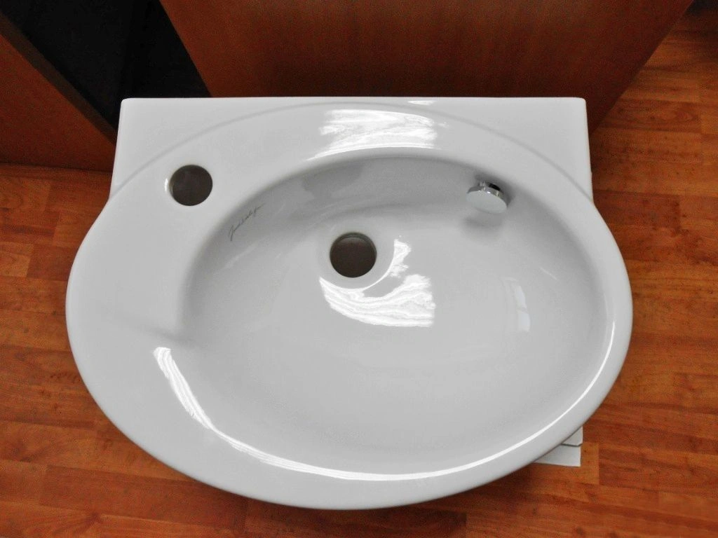 Раковина Jacob Delafon Presquile 45 белый E1337-00 Раковина Jacob Delafon Presquile 45 белый E1337-00