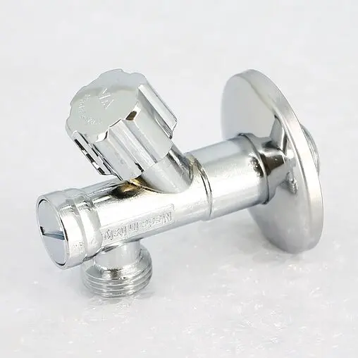 Вентиль регулирующий угловой с фильтром ½"н x ½"н хром Uni-fitt 185F2000