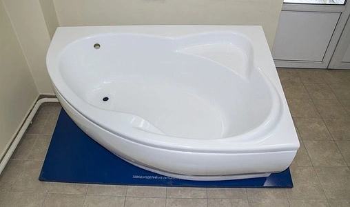 Ванна из искусственного камня Esse Navigare 174x112 (118) L белый ENAL1740