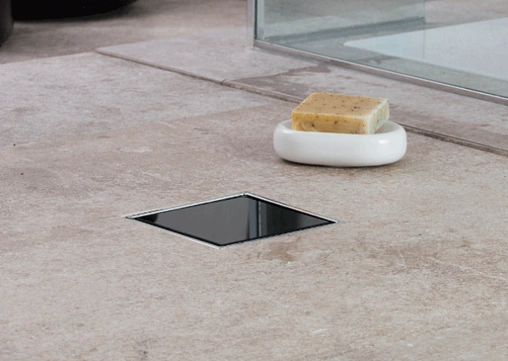 Трап горизонтальный Set Pestan Confluo Standart Dry 1 Black Glass 100x100мм 13000101