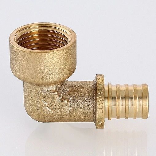 Уголок аксиальный переходной 16мм x ½"в Valtec VTm.452.G.001604