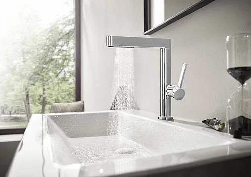 Смеситель для раковины с вытяжным изливом Hansgrohe Finoris 230 хром 76063000