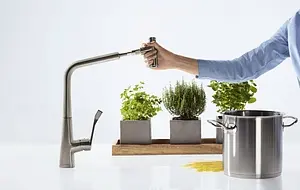 Смеситель для кухни с выдвижным изливом Hansgrohe Metris Select M71 320 1jet под сталь 14884800, 5