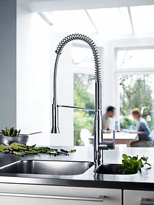 Смеситель для кухни с выдвижным изливом Grohe K7 хром 31379000, 3