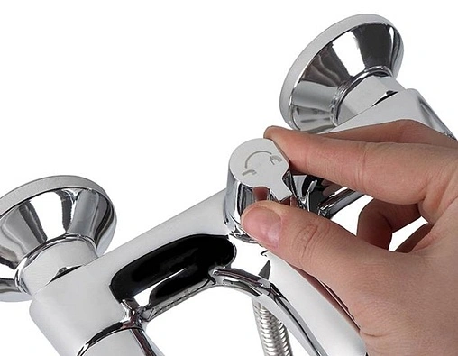 Смеситель для ванны IDDIS Bounce хром BOUSB02i02WA