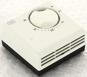 Проводной комнатный терморегулятор НО/НЗ 230В Uni-fitt TA5 белый 330I2000, 3