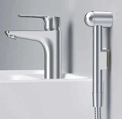 Смеситель для раковины с гигиеническим душем Am.Pm Gem хром F90A03000 Смеситель для раковины с гигиеническим душем Am.Pm Gem хром F90A03000