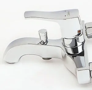 Смеситель для ванны Hansgrohe Metris Classic хром 31478000 Смеситель для ванны Hansgrohe Metris Classic хром 31478000, 4