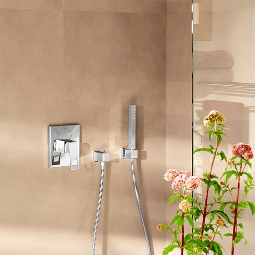 Смеситель для душа скрытого монтажа Grohe Eurocube хром 19898000