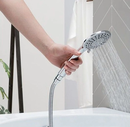 Смеситель для ванны с длинным изливом Bravat Slim хром F6332366CP-01L-RUS