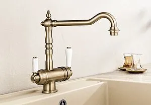 Смеситель для кухни с подключением к фильтру Blanco Sora полированная латунь 524218, 3