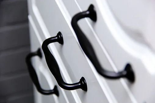 Шкаф-пенал напольный Домино RICH 50 белое дерево DR6014P