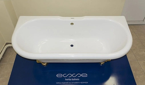 Ванна из искусственного камня Esse Capri 170x75 ножки золото