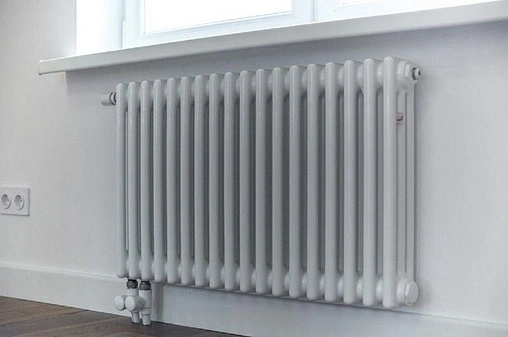 Радиатор стальной трубчатый Zehnder Charleston Completto 3050/18 V001½&quot; 9016