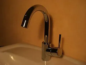 Смеситель для раковины Hansgrohe Talis S 190 хром 32070000, 3