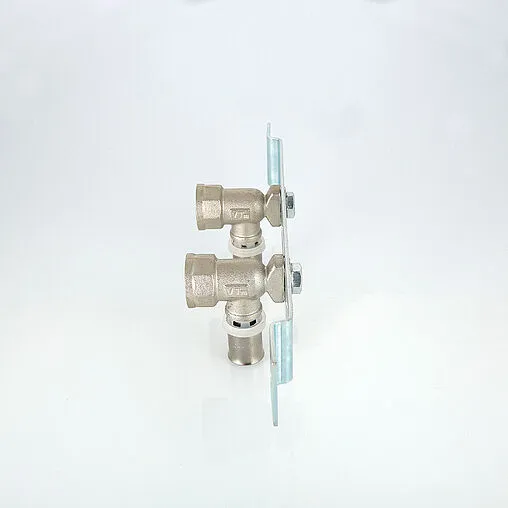 Монтажная планка с водорозетками пресс 16мм x ½"в Valtec VTm.224.N.001604