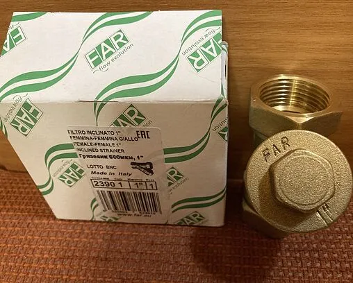 Фильтр угловой сетчатый 1&quot;в x 1&quot;в Far FA 2390 1