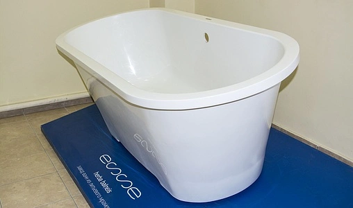 Ванна отдельностоящая из искусственного камня Esse Bali 167x71 белый EBAL1670