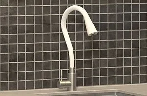 Смеситель для кухни с гибким изливом Osgard Gron Horn никель/белый 84393, 3