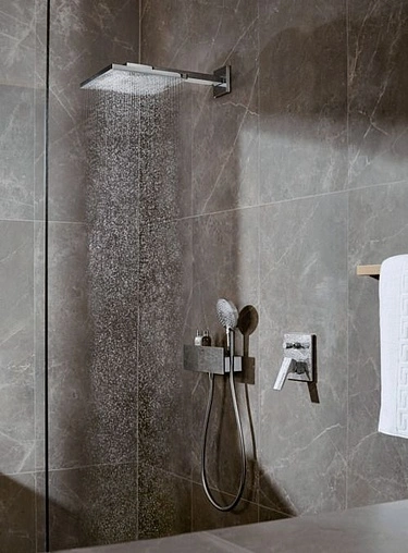Шланговое подключение с держателем и полкой Hansgrohe FixFit Porter 300 хром 26456000