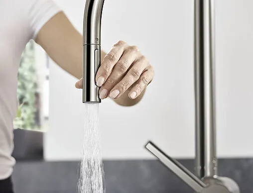 Смеситель для кухни с выдвижным изливом Hansgrohe Talis M54 210 2jet sBox под сталь 72801800