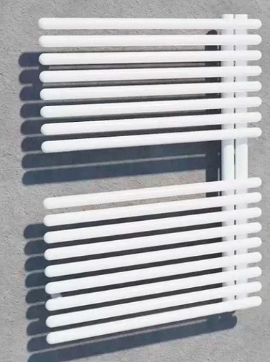 Полотенцесушитель водяной лесенка Lazzarini Garda 700х500 белый 388577