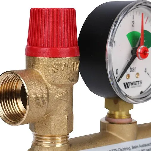 Группа безопасности котла до 40 кВт 1&quot; 2.5 бар Buderus KSS 7747304827