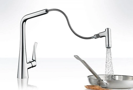 Смеситель для кухни с выдвижным изливом Hansgrohe Metris Select M71 320 1jet хром 14884000