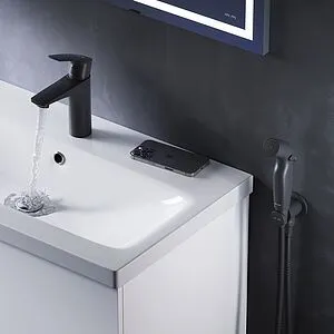 Смеситель для раковины с гигиеническим душем Am.Pm Gem чёрный матовый F90A03022 Смеситель для раковины с гигиеническим душем Am.Pm Gem чёрный матовый F90A03022, 4