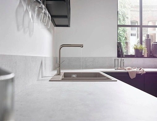 Смеситель для кухни с выдвижным изливом Hansgrohe Talis M54 270 1jet sBox хром 72809000