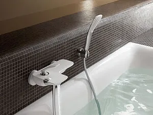Смеситель для ванны Kludi Balance белый/хром 524459175 Смеситель для ванны Kludi Balance белый/хром 524459175, 4