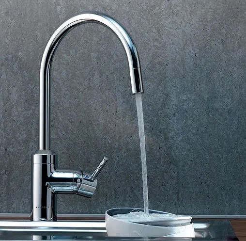 Смеситель для кухни с выдвижным изливом Kludi Bozz хром 428510576 Смеситель для кухни с выдвижным изливом Kludi Bozz хром 428510576