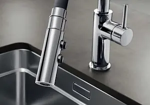 Смеситель для кухни с гибким изливом Blanco Catris-S хром/чёрный 525791 Смеситель для кухни с гибким изливом Blanco Catris-S хром/чёрный 525791, 3