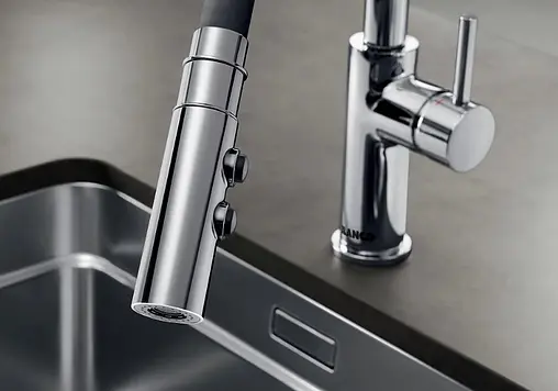 Смеситель для кухни с гибким изливом Blanco Catris-S хром/чёрный 525791