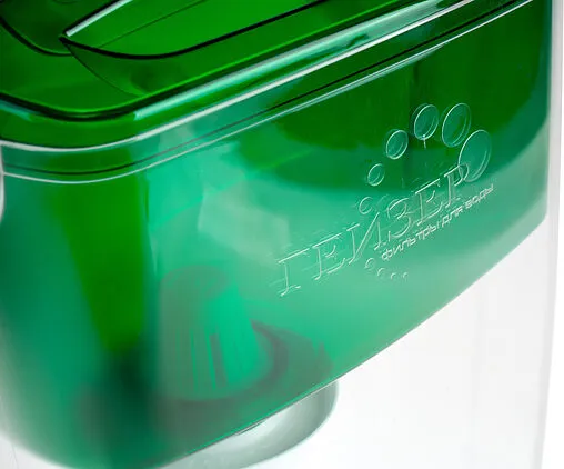 Фильтр-кувшин Гейзер Альфа 62047 зеленый