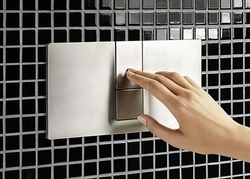 Клавиша смыва для унитаза Viega Visign for Style 14 8334.1 654696 хром глянцевый