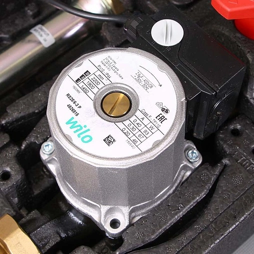 Насосный модуль с прямым контуром 1½&quot;н х 1&quot;в WATTS HK25-KH 10026637 с насосом Wilo Star RS 25/6 180