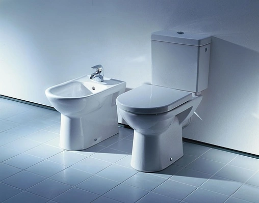 Крышка-сиденье для унитаза с микролифтом Laufen Pro белый 8.9195.1.300.003.1 Крышка-сиденье для унитаза с микролифтом Laufen Pro белый 8.9195.1.300.003.1